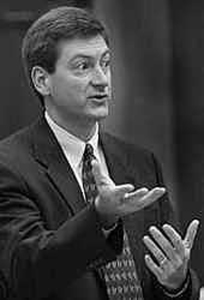 Portrait of David Saacks.