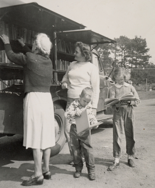 Lexington County Public Library bookmobile image